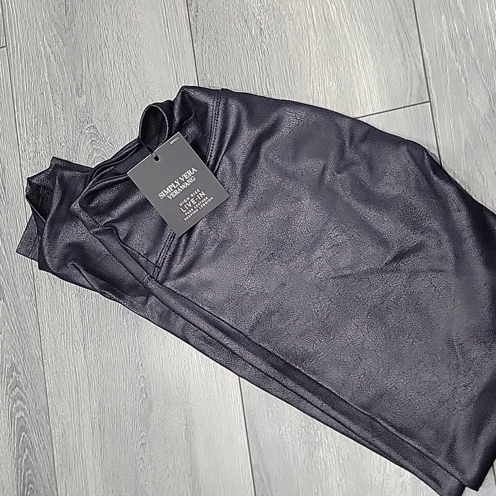 Simply Vera Wang high rise faux leather leggi gs